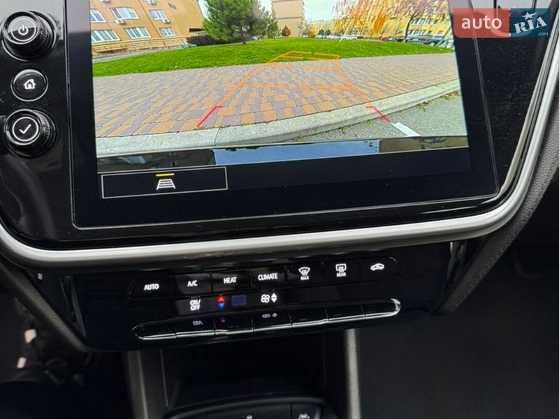 Хэтчбек Chevrolet Bolt EV 2023 в Киеве фото 10 Хэтчбек Chevrolet Bolt EV 2023 в Киеве