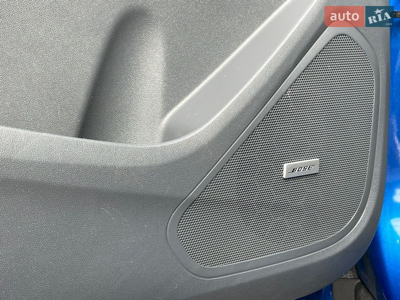 Хэтчбек Chevrolet Bolt EV 2019 в Киеве