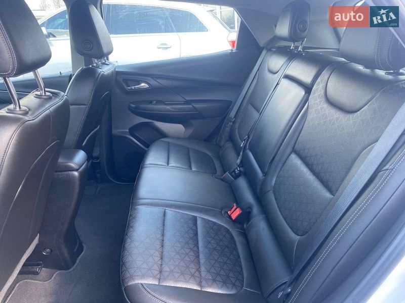 Хэтчбек Chevrolet Bolt EV 2023 в Житомире