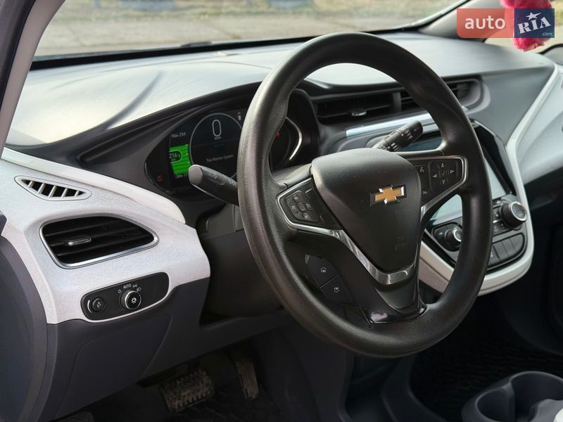 Хэтчбек Chevrolet Bolt EV 2017 в Шаргороде