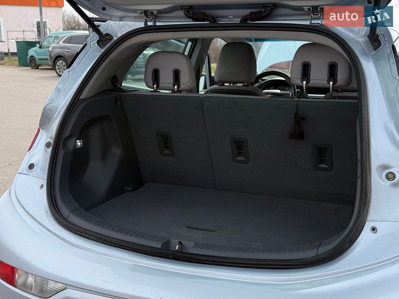 Хэтчбек Chevrolet Bolt EV 2017 в Шаргороде