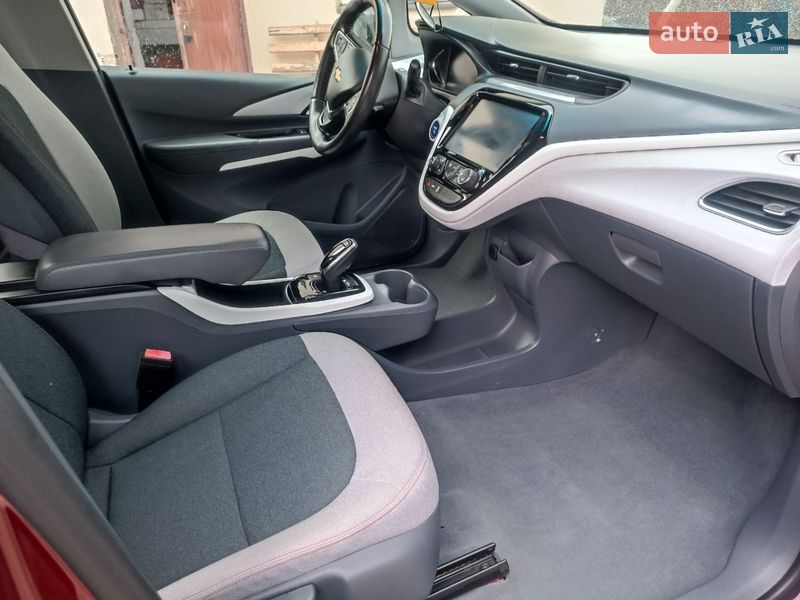 Хетчбек Chevrolet Bolt EV 2016 в Києві