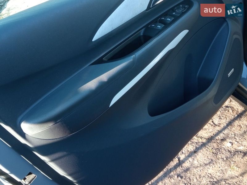 Хетчбек Chevrolet Bolt EV 2018 в Рівному