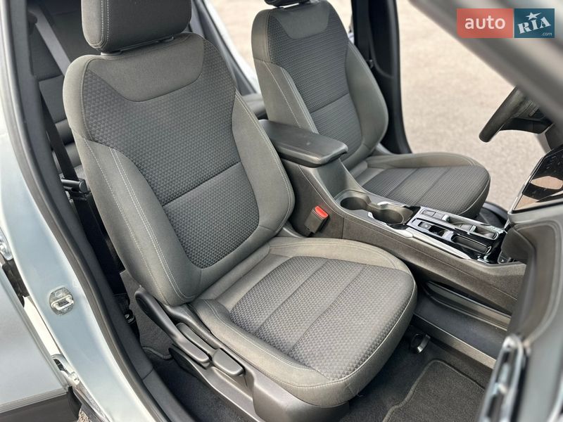 Хетчбек Chevrolet Bolt EV 2023 в Первомайську