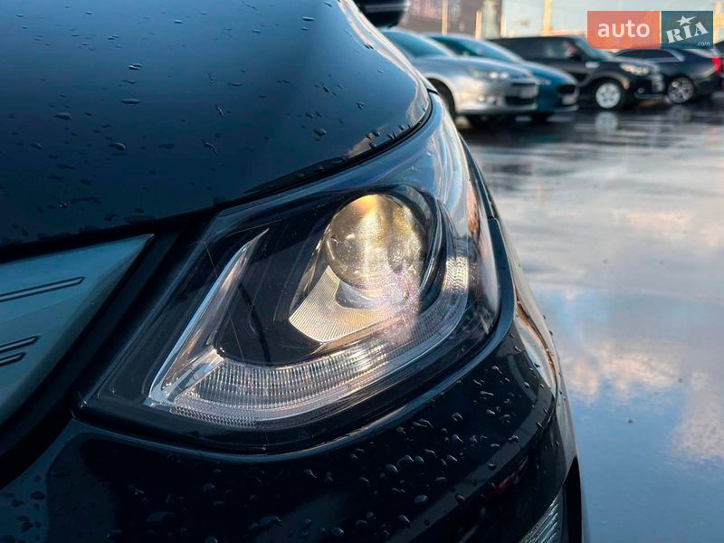 Хэтчбек Chevrolet Bolt EV 2019 в Львове фото 15 Хэтчбек Chevrolet Bolt EV 2019 в Львове