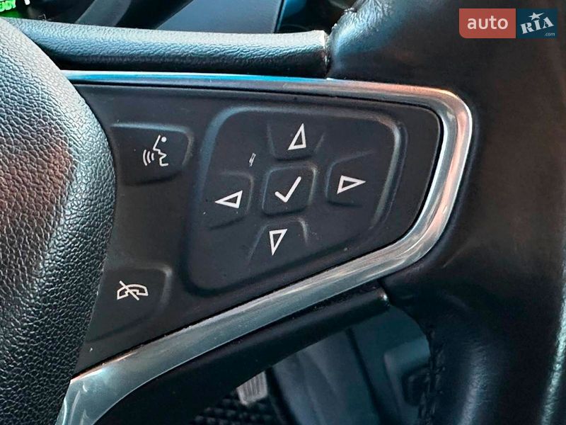 Хэтчбек Chevrolet Bolt EV 2019 в Львове фото 23 Хэтчбек Chevrolet Bolt EV 2019 в Львове