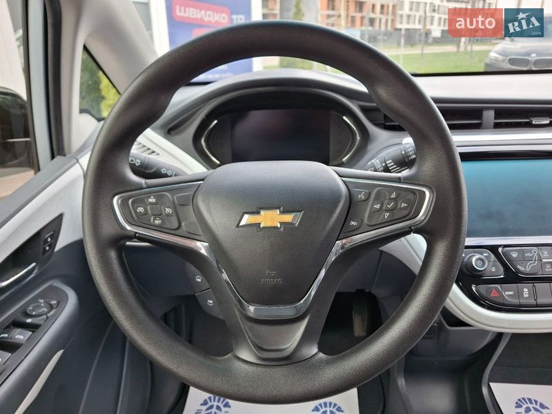 Хэтчбек Chevrolet Bolt EV 2016 в Львове фото 17 Хэтчбек Chevrolet Bolt EV 2016 в Львове