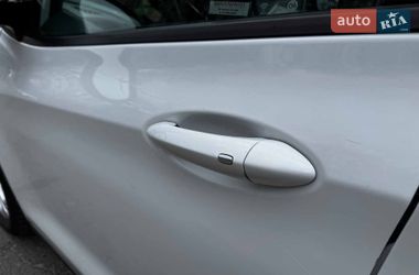 Хэтчбек Chevrolet Bolt EV 2020 в Киеве