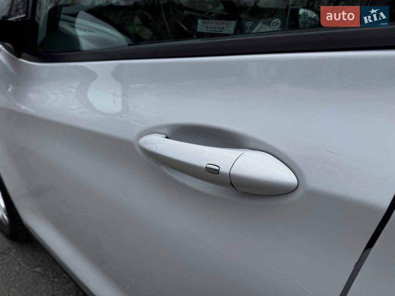 Хэтчбек Chevrolet Bolt EV 2020 в Киеве