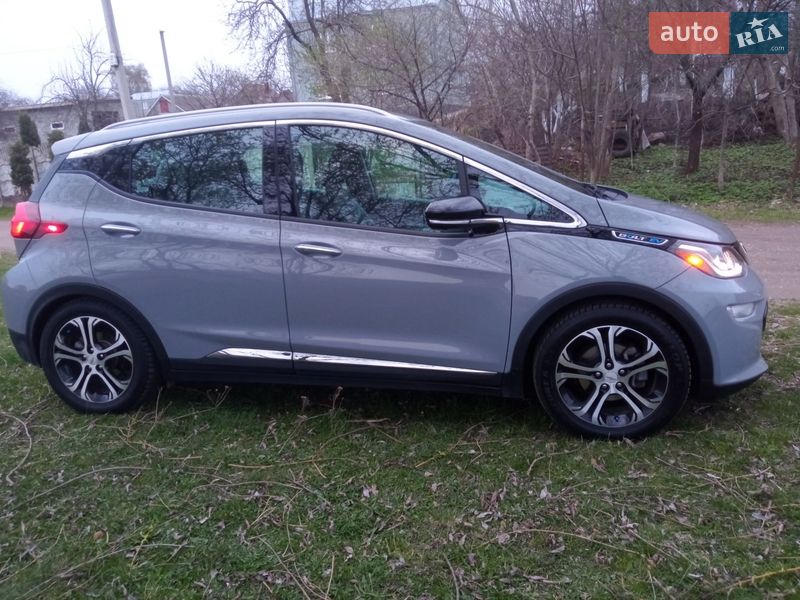 Хетчбек Chevrolet Bolt EV 2018 в Рівному