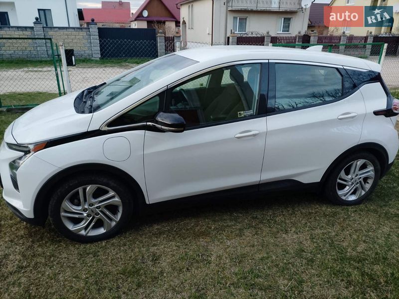Хетчбек Chevrolet Bolt EV 2022 в Березному