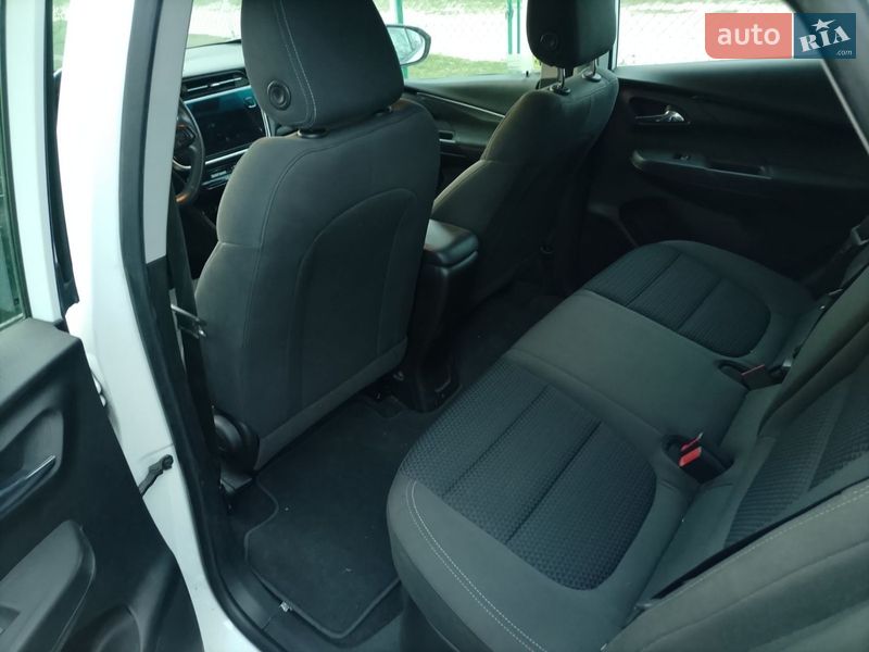 Хетчбек Chevrolet Bolt EV 2022 в Березному