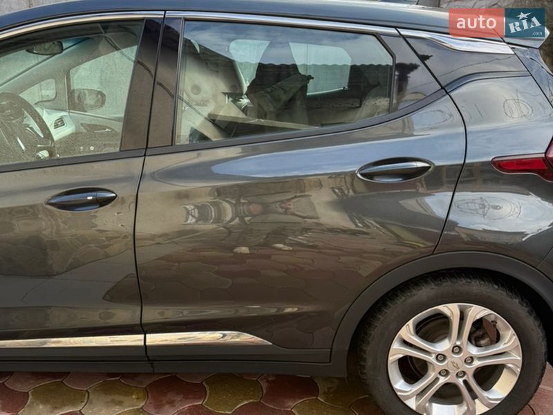 Хэтчбек Chevrolet Bolt EV 2019 в Одессе фото 16 Хэтчбек Chevrolet Bolt EV 2019 в Одессе
