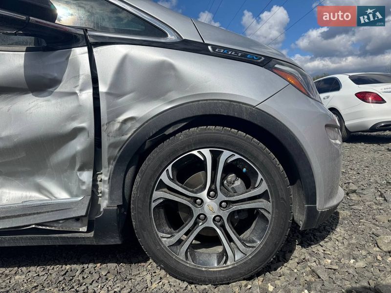 Хетчбек Chevrolet Bolt EV 2017 в Луцьку