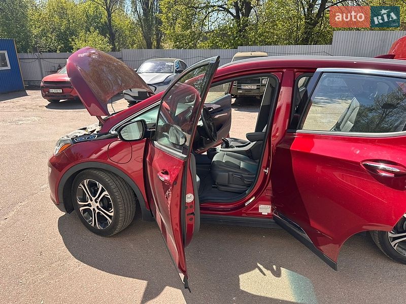 Хэтчбек Chevrolet Bolt EV 2017 в Киеве фото 10 Хэтчбек Chevrolet Bolt EV 2017 в Киеве