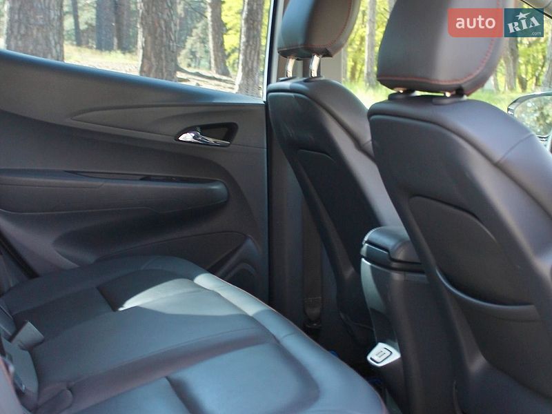 Хэтчбек Chevrolet Bolt EV 2019 в Днепре