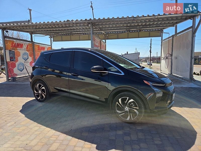 Хэтчбек Chevrolet Bolt EV 2023 в Змиеве
