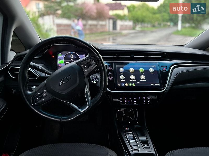 Хэтчбек Chevrolet Bolt EV 2022 в Житомире