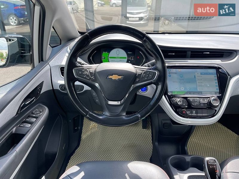 Хэтчбек Chevrolet Bolt EV 2020 в Киеве