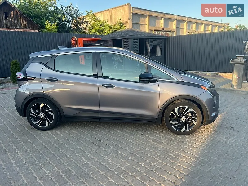 Chevrolet Bolt EV 2023 VIN 1G1FX6S04P4188913 фото оголошення 8 з 38