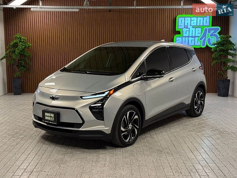 Хэтчбек Chevrolet Bolt EV 2022 в Киеве