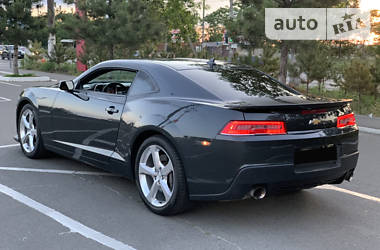 Купе Chevrolet Camaro 2015 в 