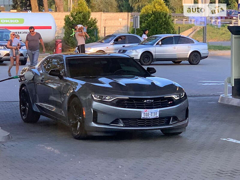 Седан Chevrolet Camaro 2019 в Киеве