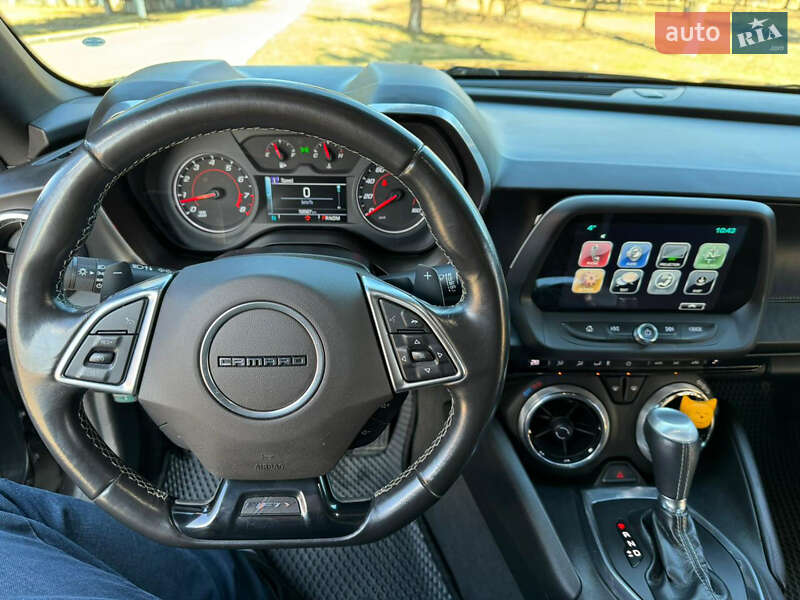 Купе Chevrolet Camaro 2017 в Ромнах