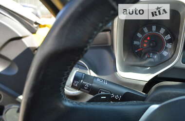 Купе Chevrolet Camaro 2009 в 