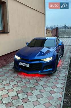 Купе Chevrolet Camaro 2018 в Чернівцях