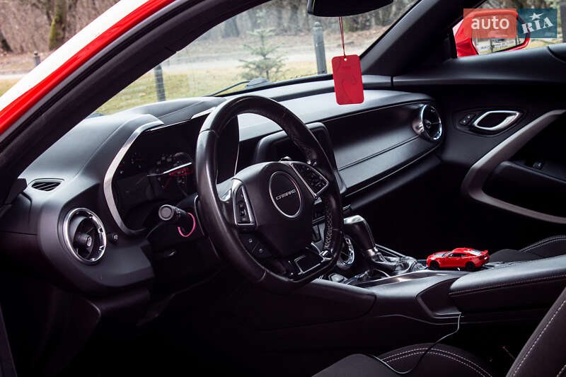 Купе Chevrolet Camaro 2019 в Львові