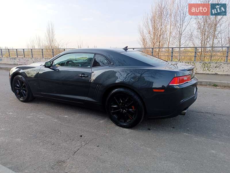Купе Chevrolet Camaro 2015 в Киеве фото 10 Купе Chevrolet Camaro 2015 в Киеве