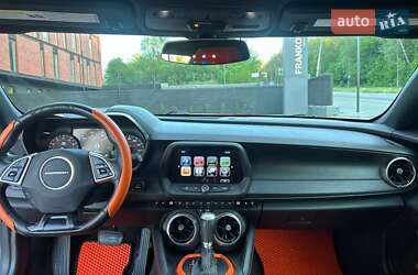 Купе Chevrolet Camaro 2016 в 
