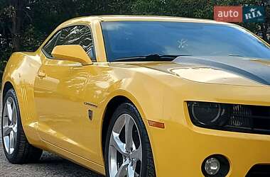 Купе Chevrolet Camaro 2012 в 
