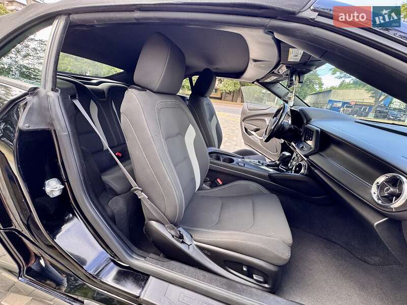 Кабриолет Chevrolet Camaro 2019 в Одессе фото 44 Кабриолет Chevrolet Camaro 2019 в Одессе
