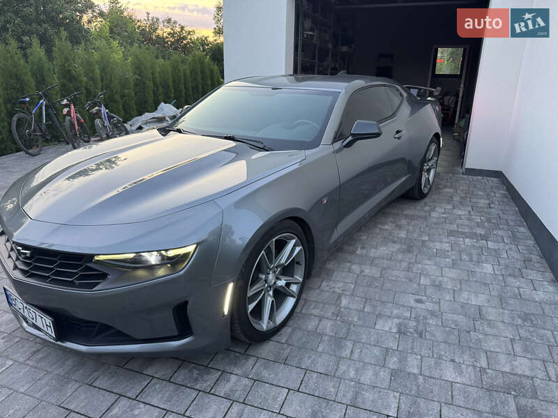 Купе Chevrolet Camaro 2019 в Львове