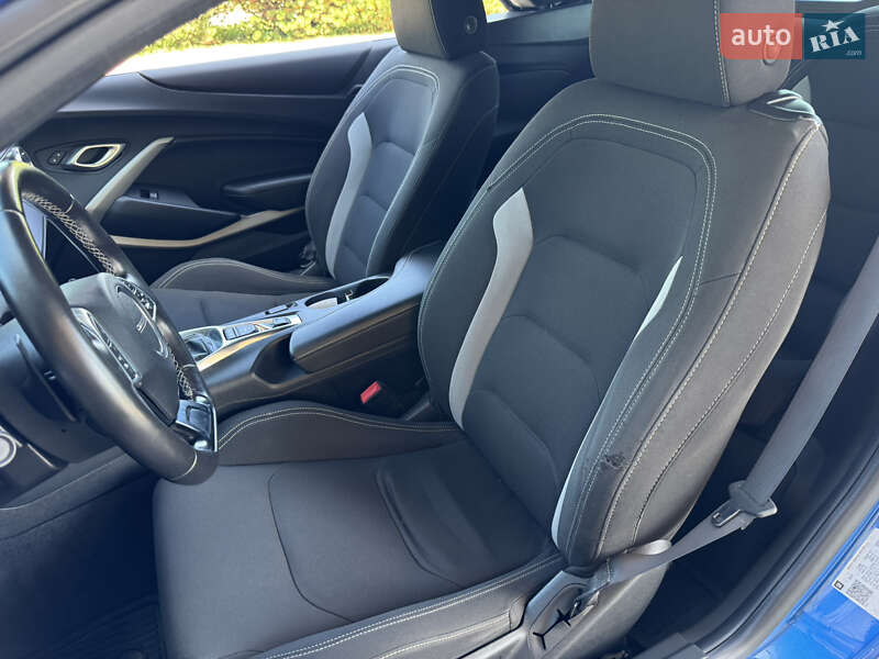 Кабриолет Chevrolet Camaro 2017 в Киеве