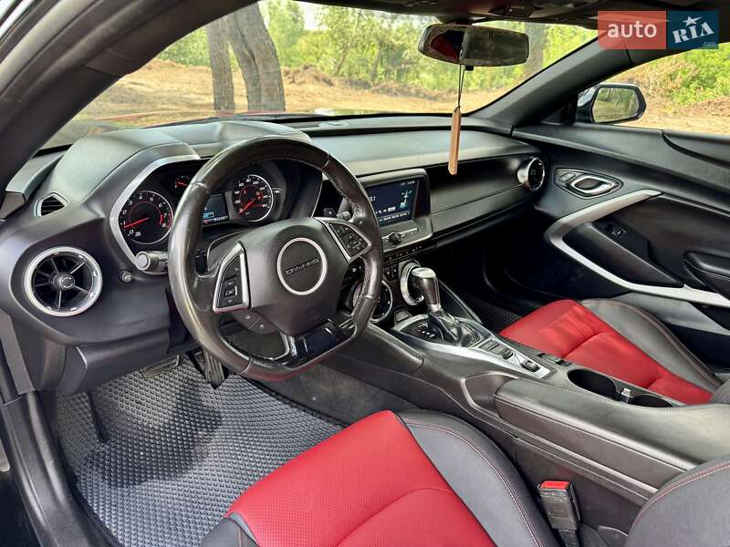Купе Chevrolet Camaro 2016 в Киеве