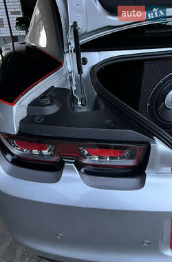 Купе Chevrolet Camaro 2012 в 