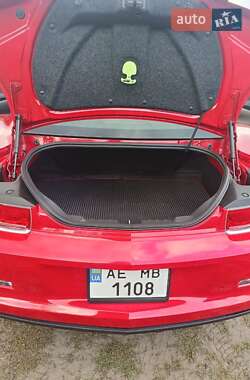 Купе Chevrolet Camaro 2011 в 