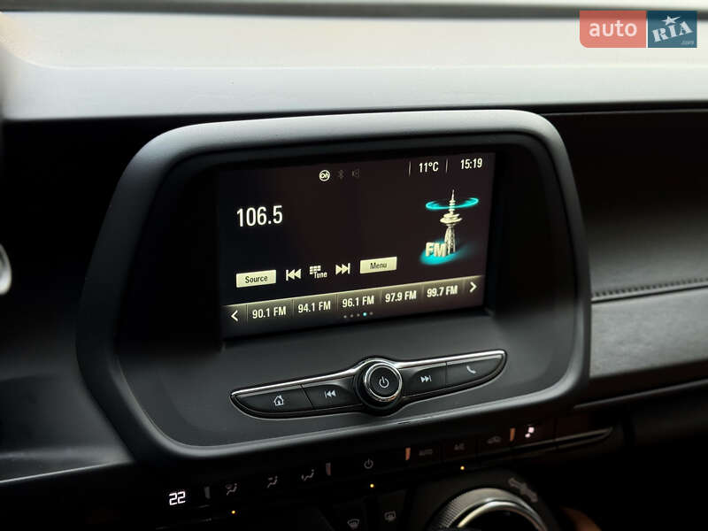 Купе Chevrolet Camaro 2016 в Киеве фото 26 Купе Chevrolet Camaro 2016 в Киеве