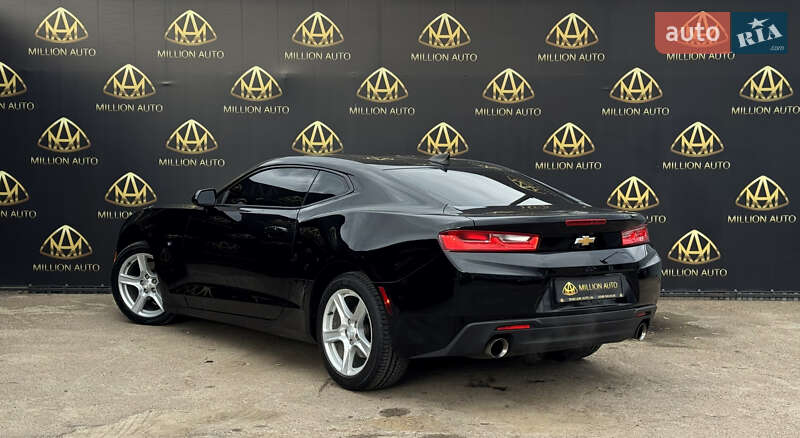 Купе Chevrolet Camaro 2016 в Киеве фото 4 Купе Chevrolet Camaro 2016 в Киеве