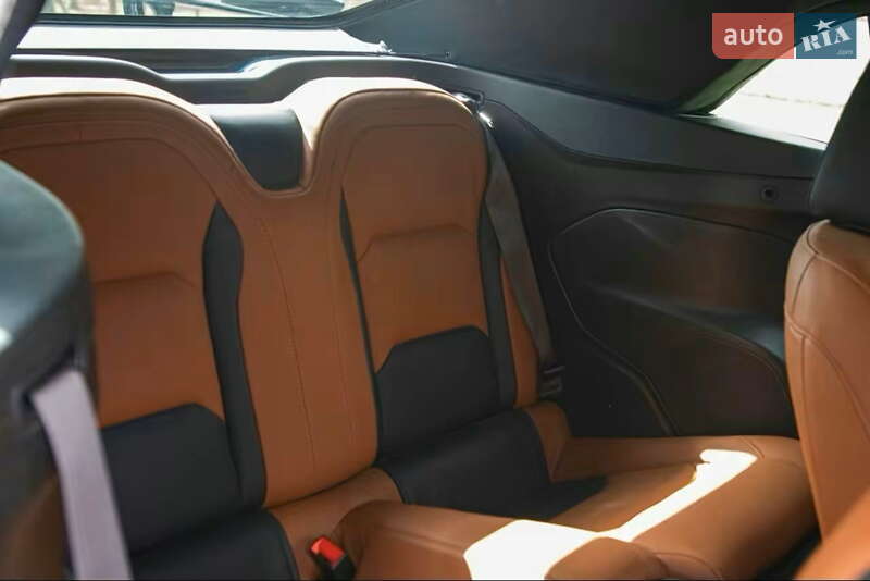 Кабриолет Chevrolet Camaro 2017 в Киеве