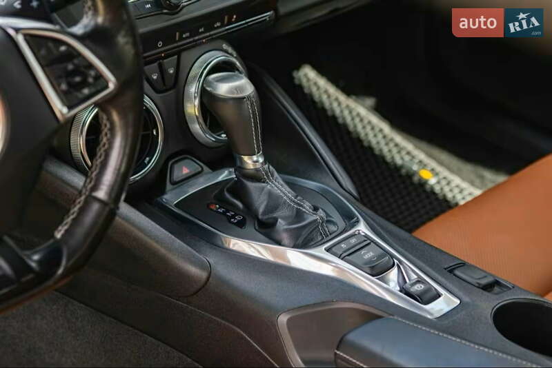 Кабриолет Chevrolet Camaro 2017 в Киеве