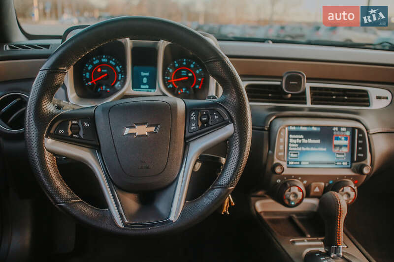 Купе Chevrolet Camaro 2015 в Киеве