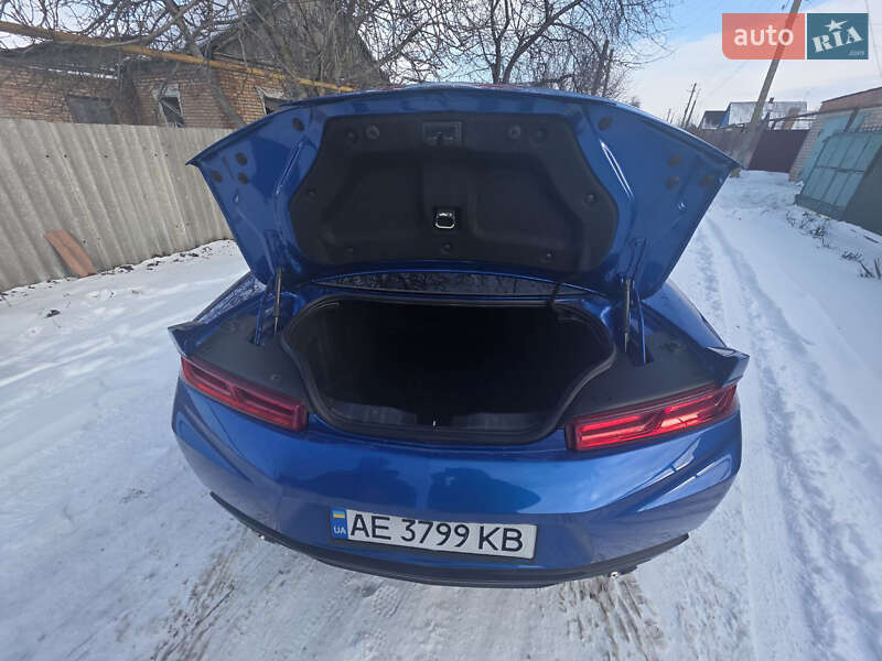 Купе Chevrolet Camaro 2016 в Дніпрі