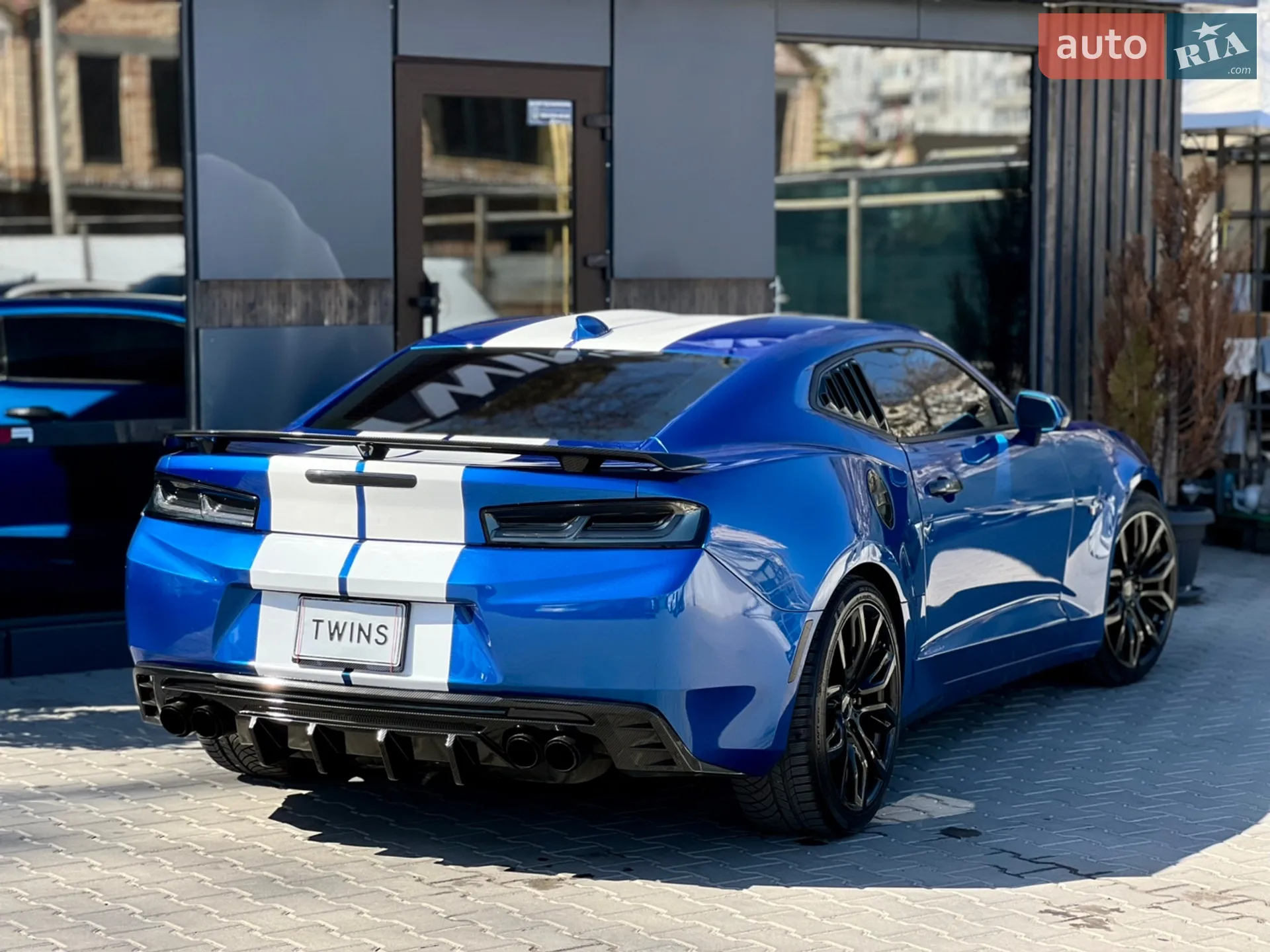 2017 Chevrolet Camaro - мініатюра 4