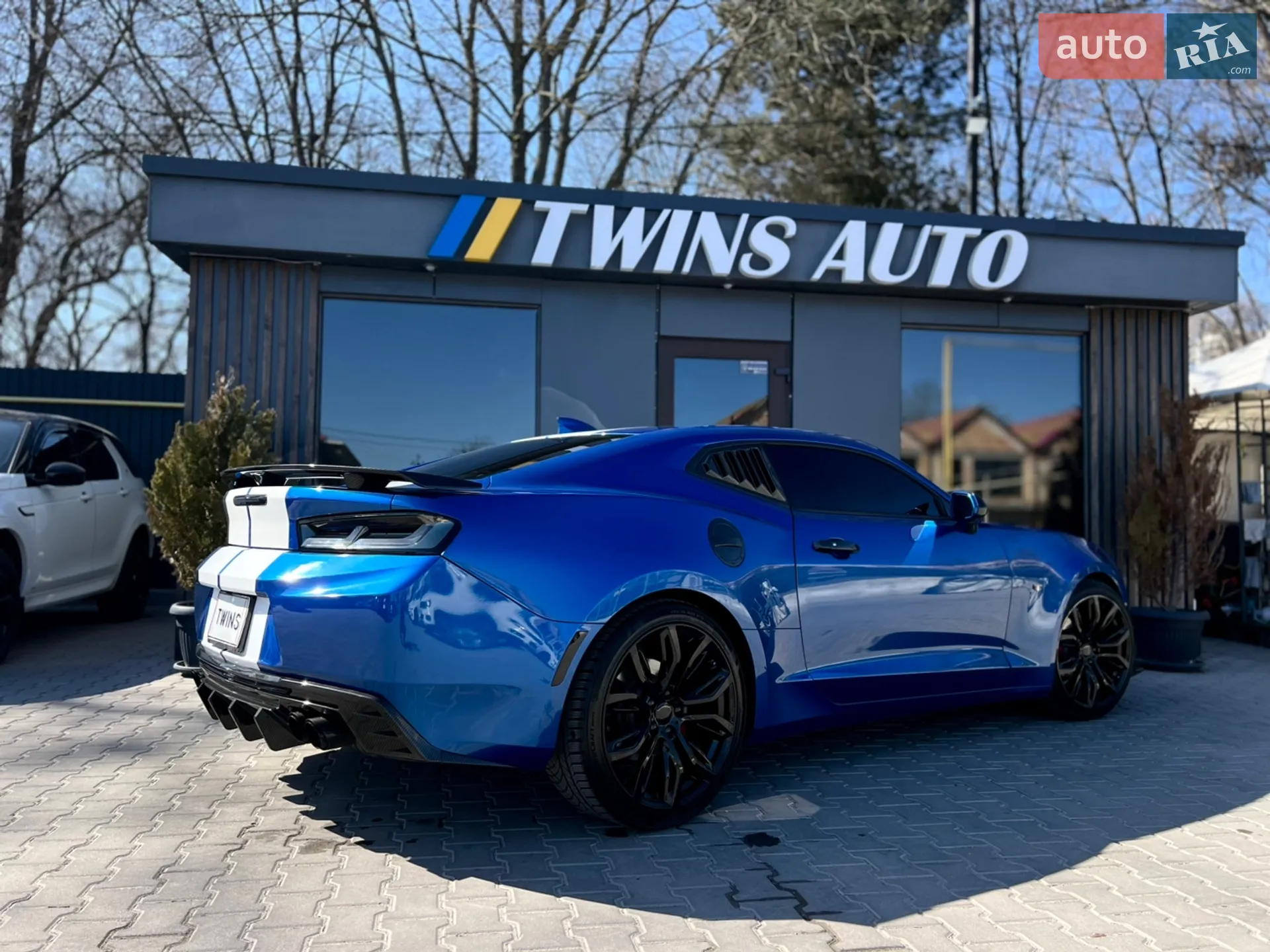2017 Chevrolet Camaro - мініатюра 19