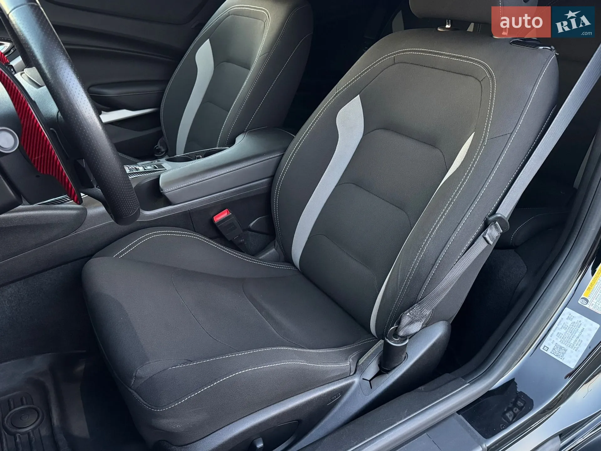 2018 Chevrolet Camaro - мініатюра 29