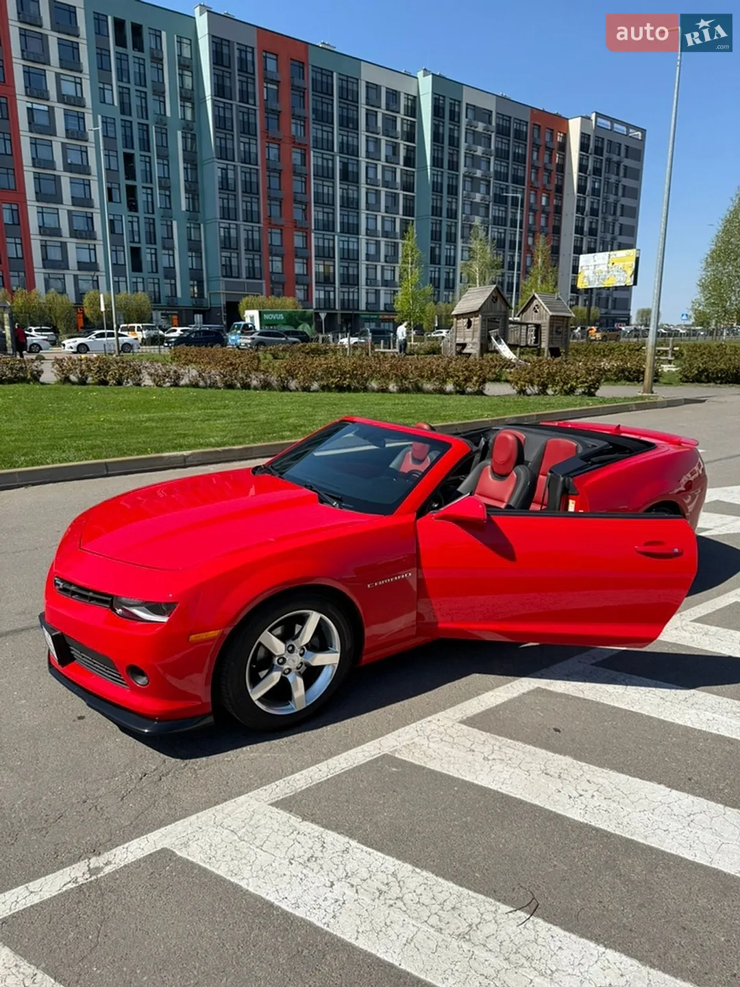 2015 Chevrolet Camaro - мініатюра 4